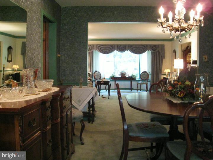 3811 Buck Road Huntingdon Valley, PA 19006 - Photo 9 of 25 Dining Room