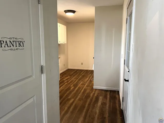 $389,900 | 3236 Southeast Shawnee Heights Road, Tecumseh, KS 66542