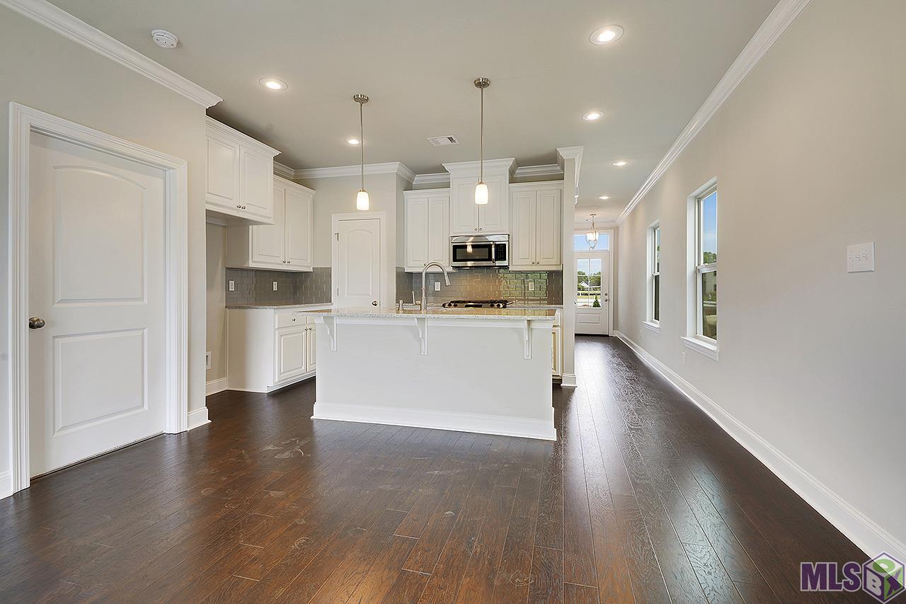 2128 Shadowbrook Drive Baton Rouge, LA 70816 - Photo 1 of 17 Gallery Image 1