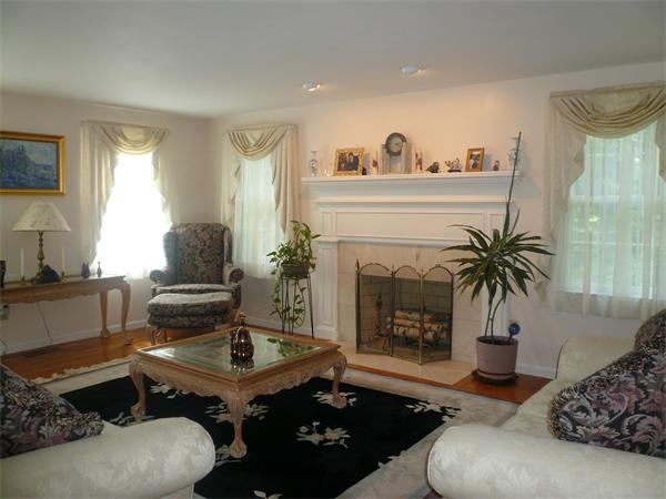 5 Hannan Ridge Road Haverhill, MA 01832 - Photo 6 of 14 Gallery Image 6