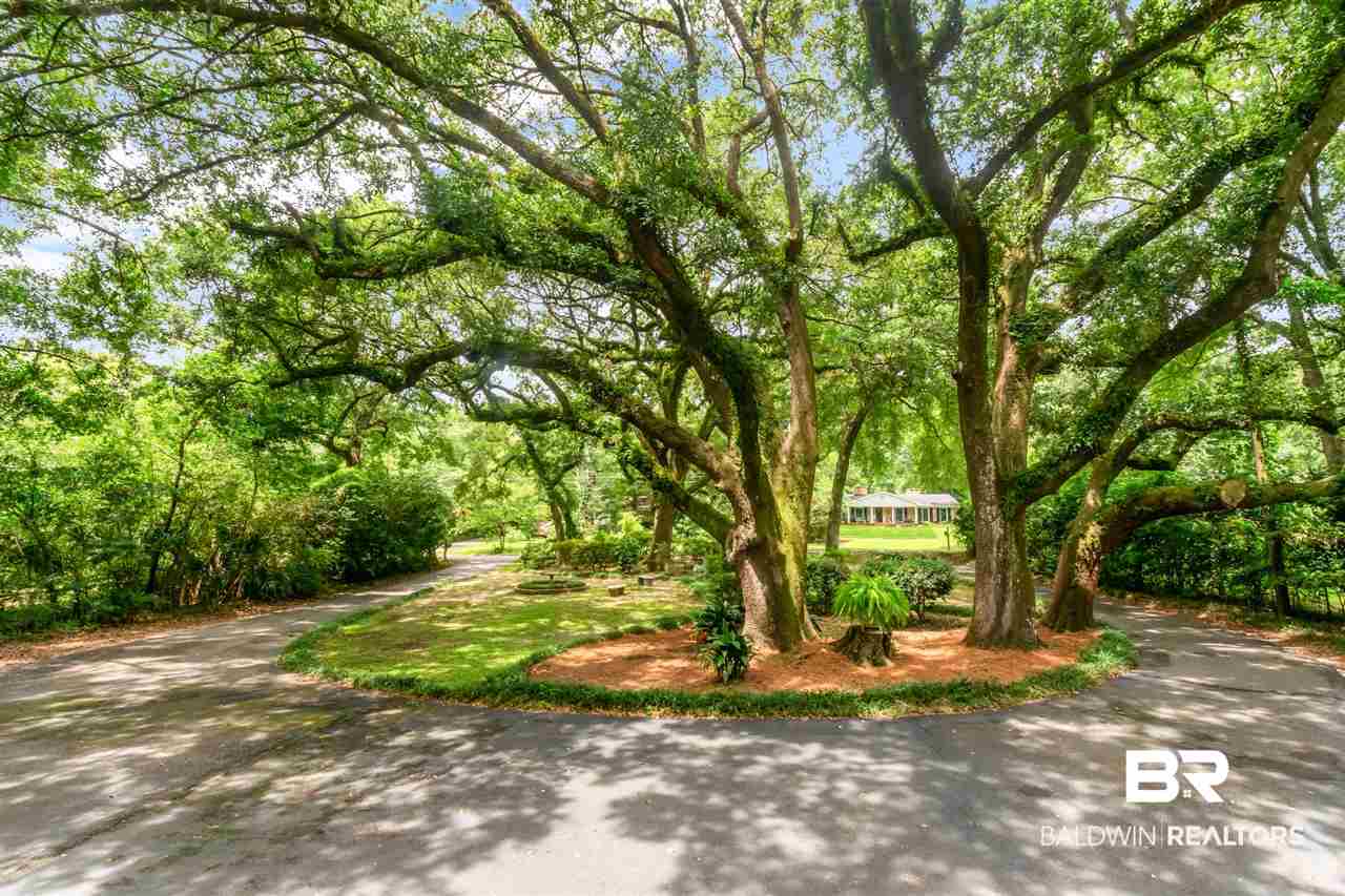 1223 Cadiz Street Mobile, AL 36693 - Photo 2 of 25