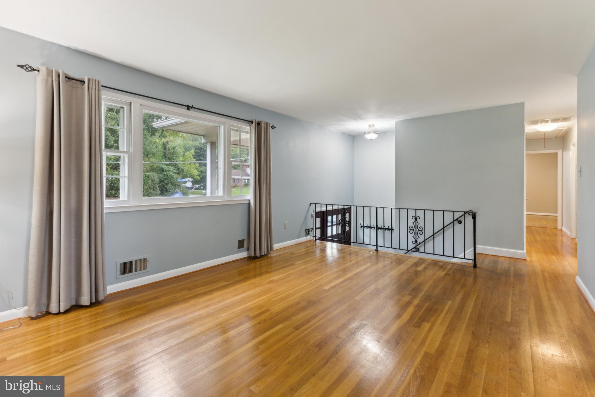 6701 Newington Road Lorton, VA 22079 - Photo 6 of 29 Gallery Image 6