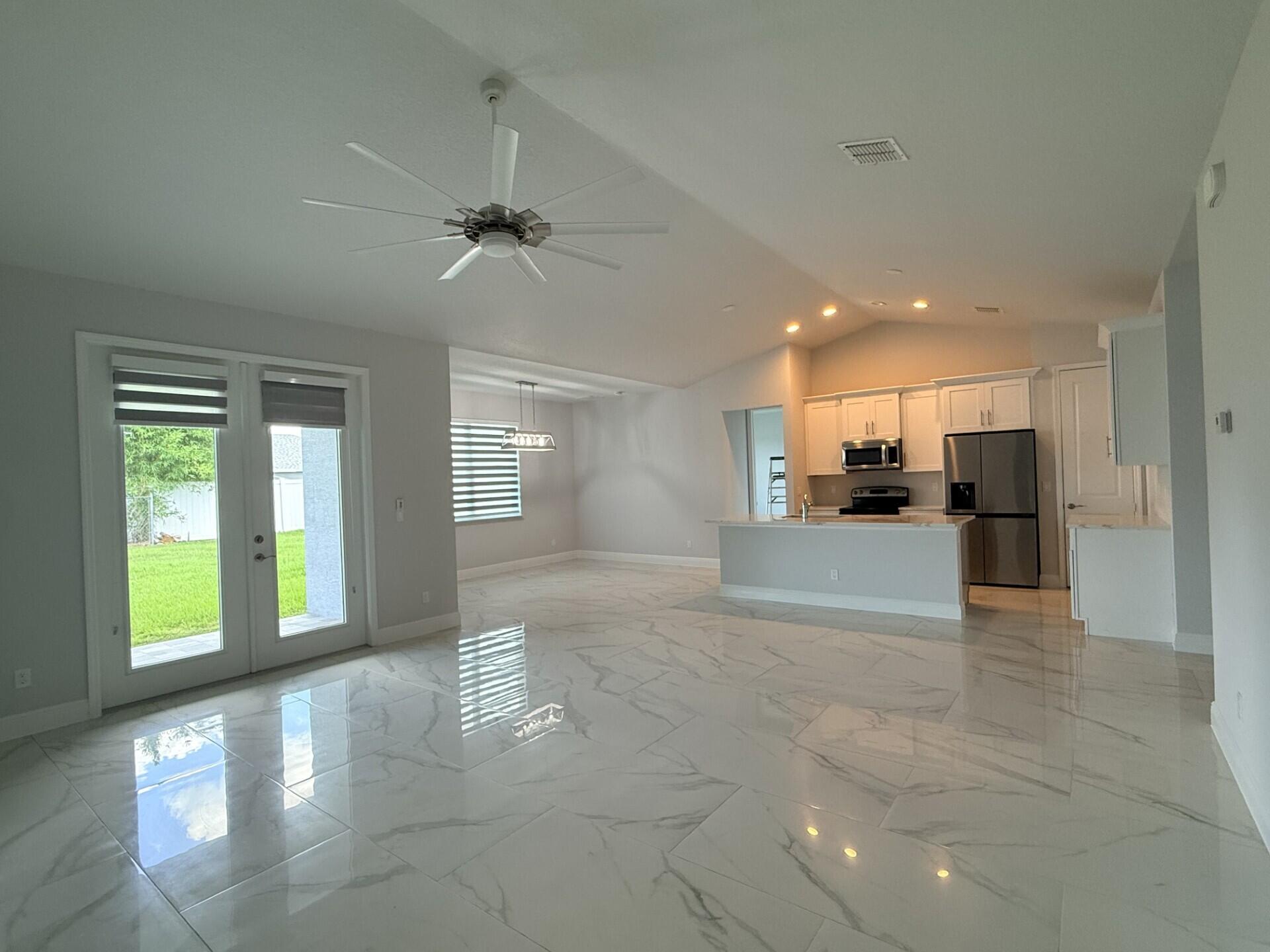 5673 Northwest Whitecap Road Port St. Lucie, FL 34986 - Photo 5 of 31 f8dcda6a-d770-4eac-9a80-04838fe8291b