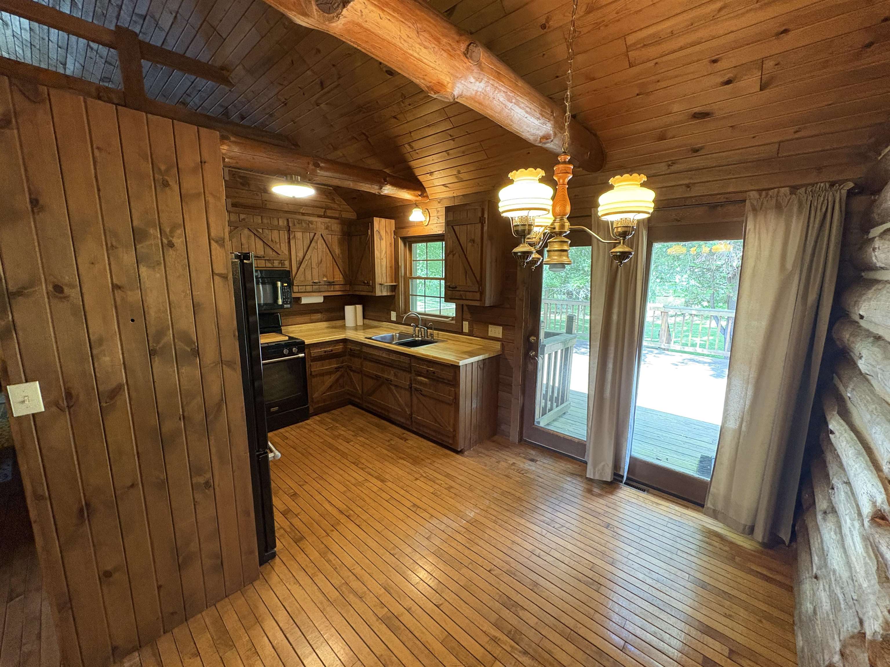 5423 County Road P Gillett, WI 54124 - Photo 18 of 58