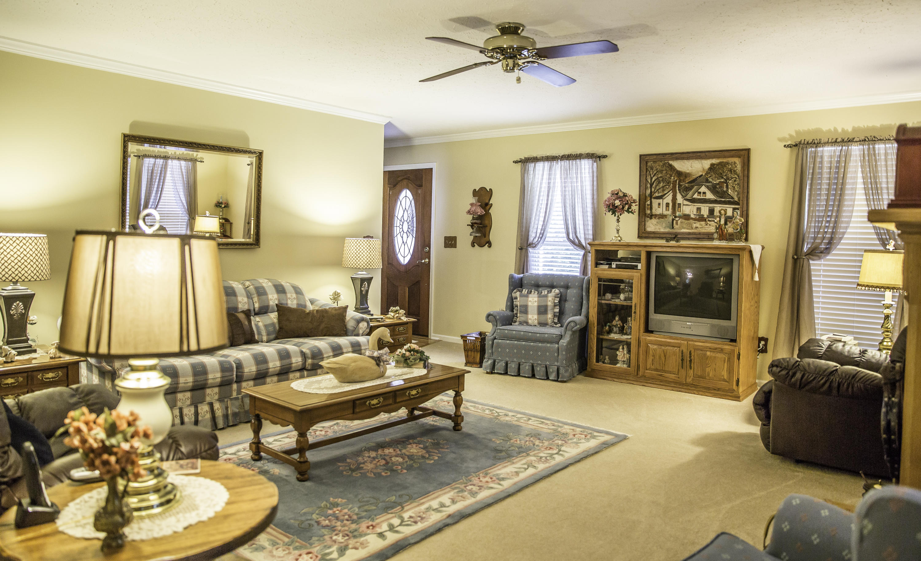 1339 Long Hollow Road Rock Spring, GA 30739 - Photo 12 of 22 37 - Living Room 3 (1 of 1).jpg