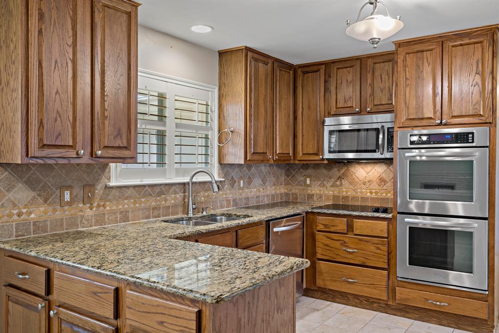 10141 Fieldfare Court Dallas, TX 75229 - Photo 10 of 32