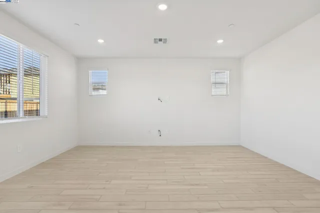 $844,635 | 2319 Admiral Court, Brentwood, CA 94513