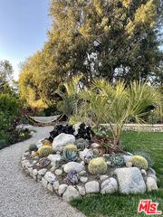 6843 Dume Drive Malibu, CA 90265 - Photo 11 of 13