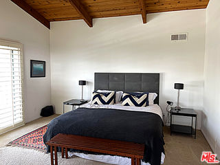 6843 Dume Drive Malibu, CA 90265 - Photo 8 of 13