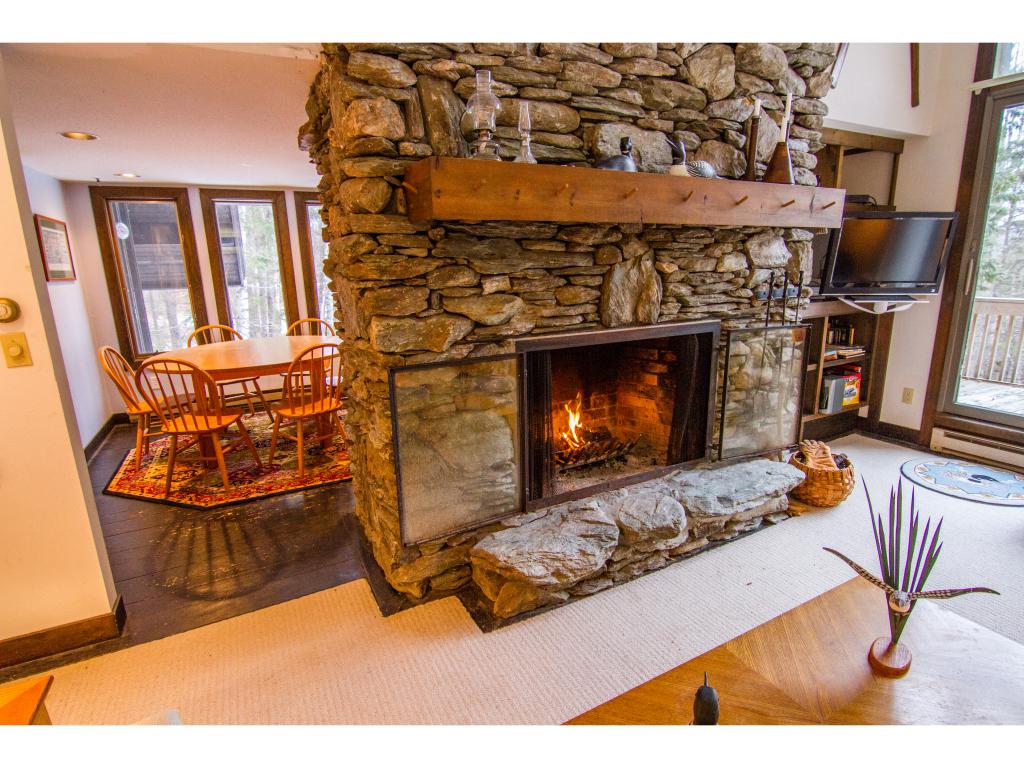 212 Falcon Loop Road East Rochester, VT 05767 - Photo 5 of 28