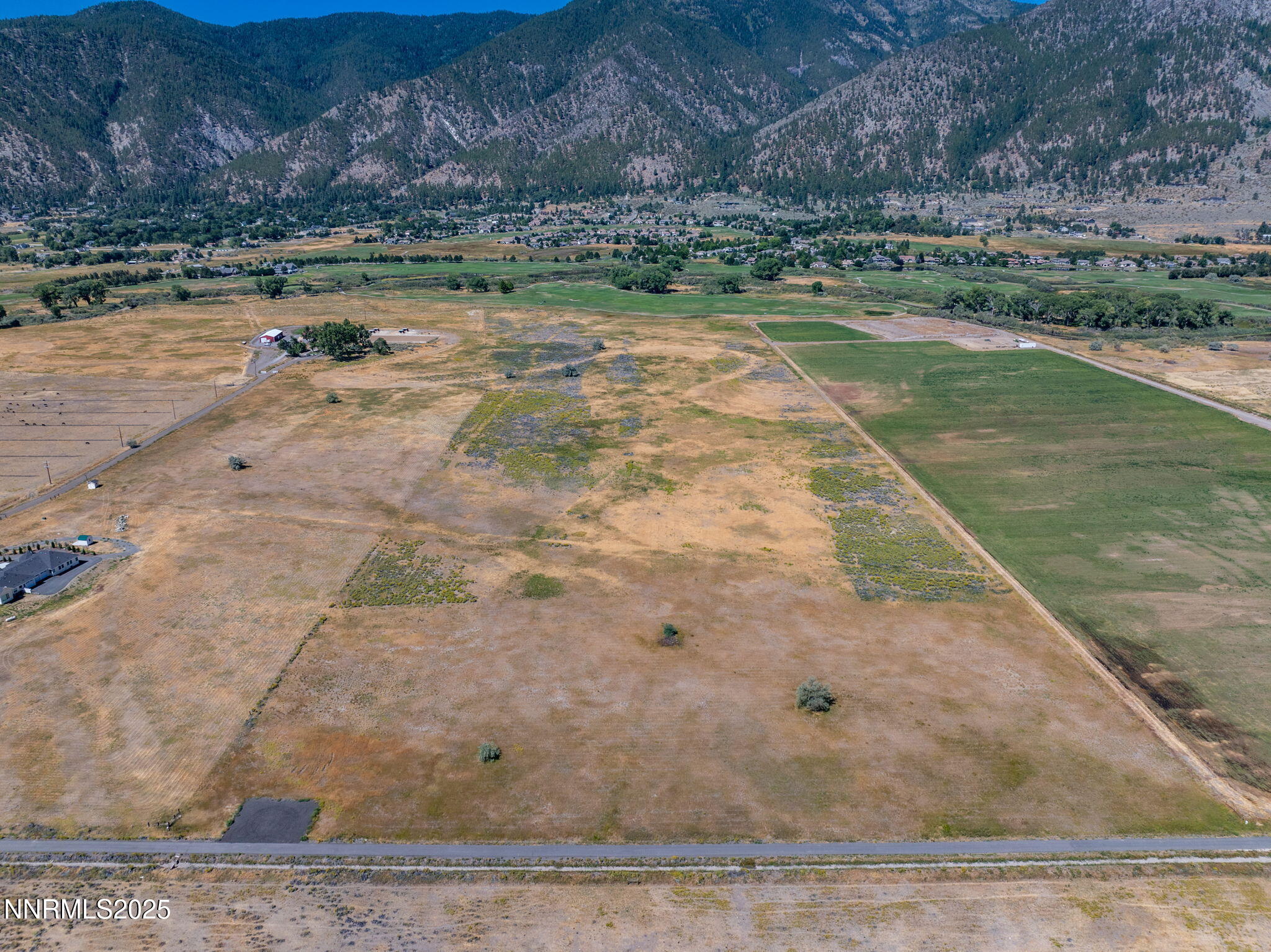 4 Deerhaven Genoa, NV 89411 - Photo 16 of 26 a view of a water pond