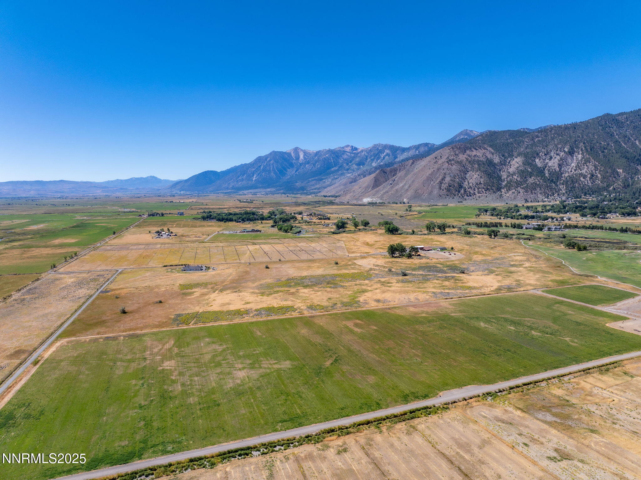 4 Deerhaven Genoa, NV 89411 - Photo 10 of 26 a view of an ocean from a balcony