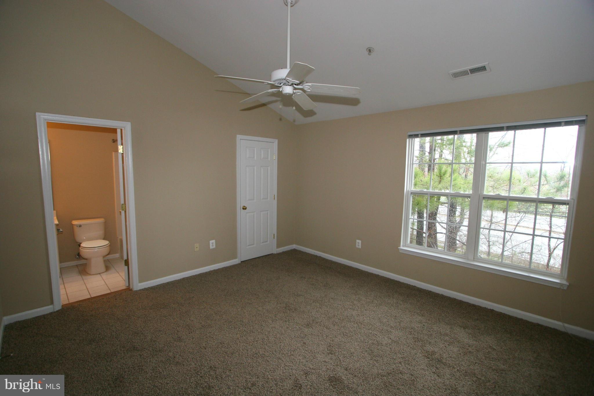 662 Howards Loop, Unit 25 Annapolis, MD 21401 - Photo 18 of 26 Bedroom (Master)
