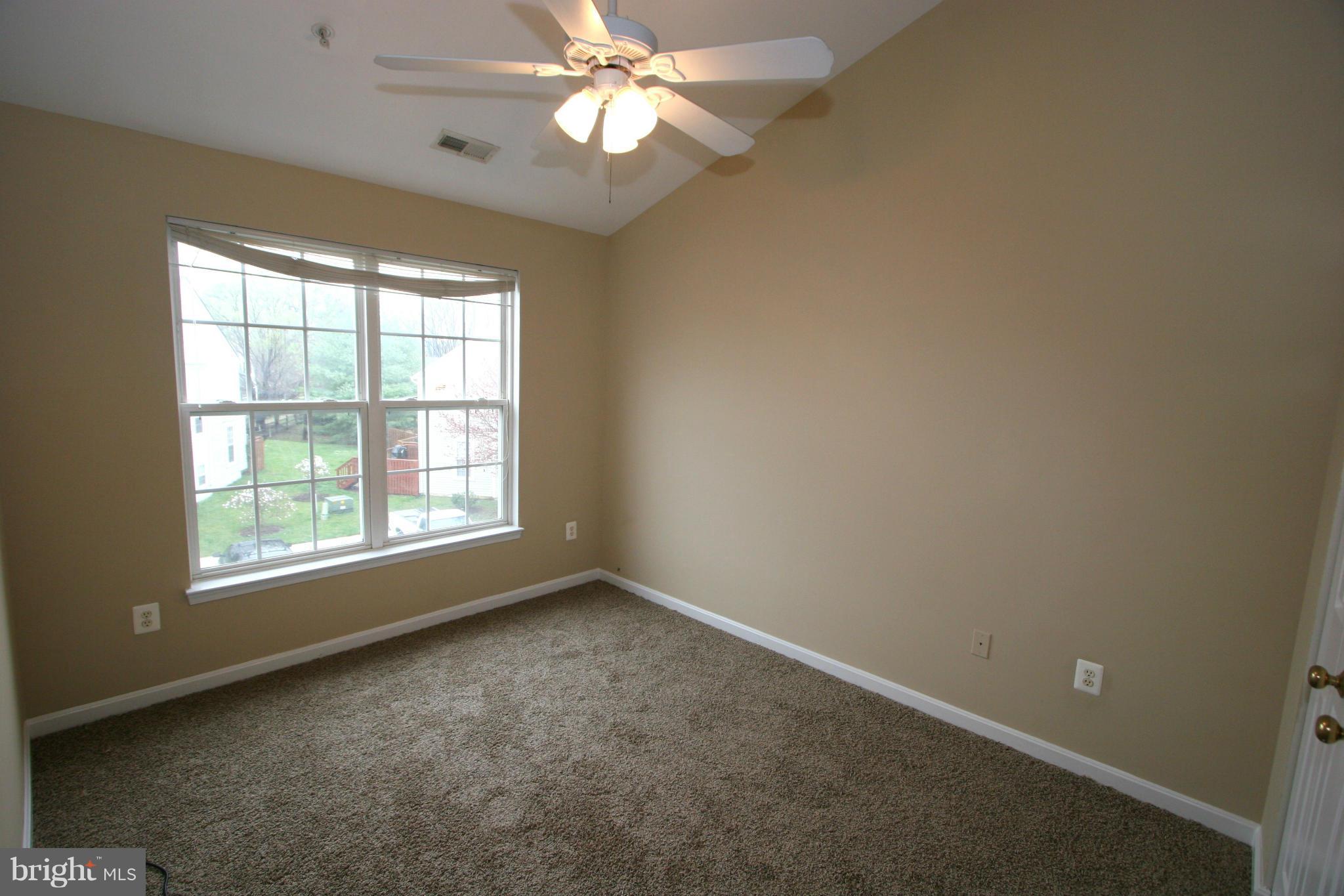 662 Howards Loop, Unit 25 Annapolis, MD 21401 - Photo 20 of 26 Bedroom
