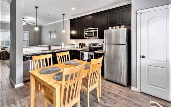 $349,900 | 301 Southwest Parkway, Unit 317, College Station, TX 77840