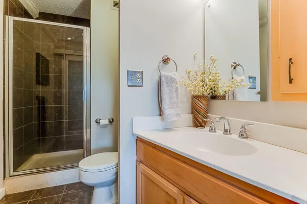 $1,890 | 1920 South 1st Street, Minneapolis, MN 55454