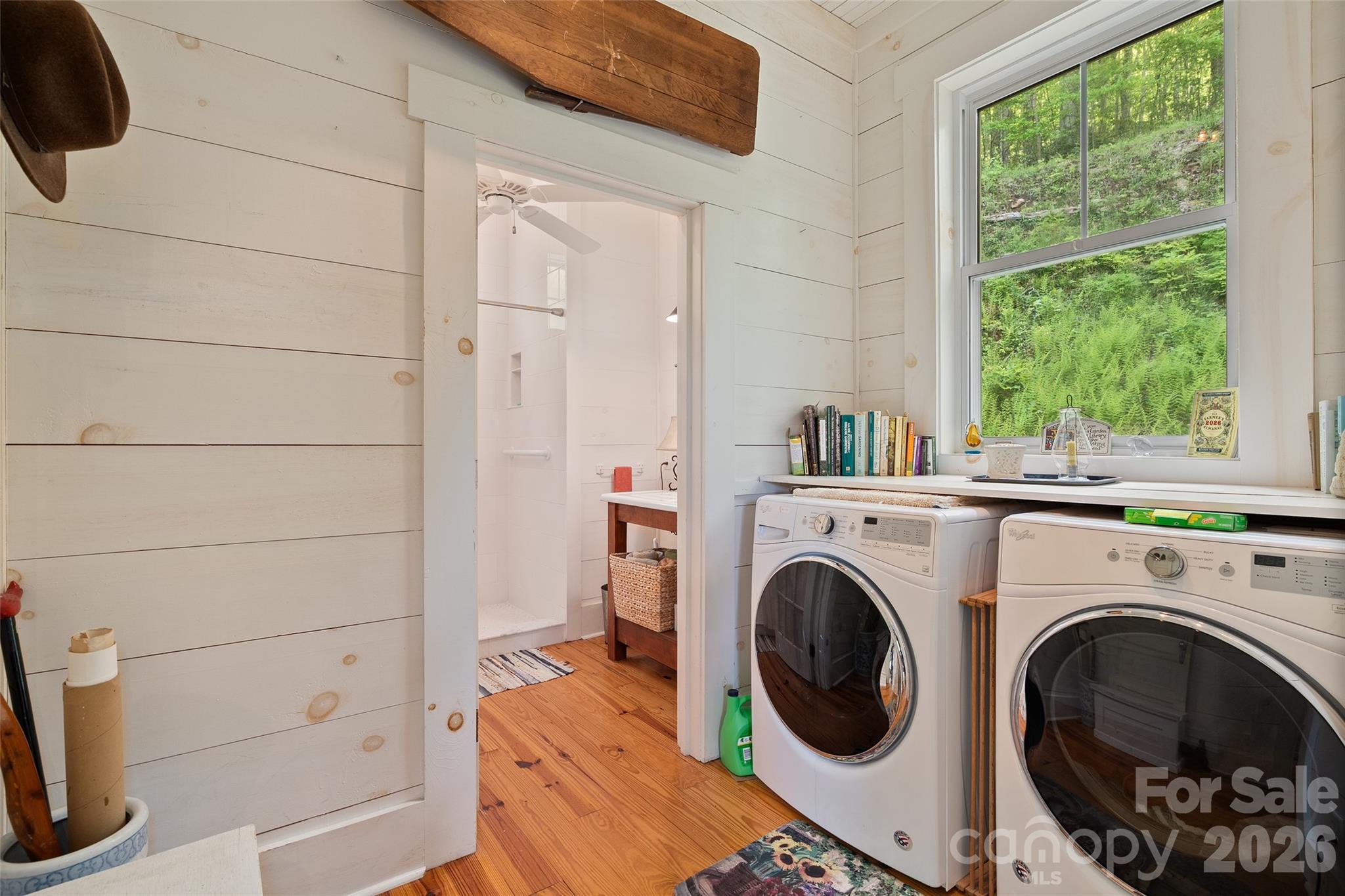 580 Split Pine Cove Clyde, NC 28721 - Photo 13 of 30