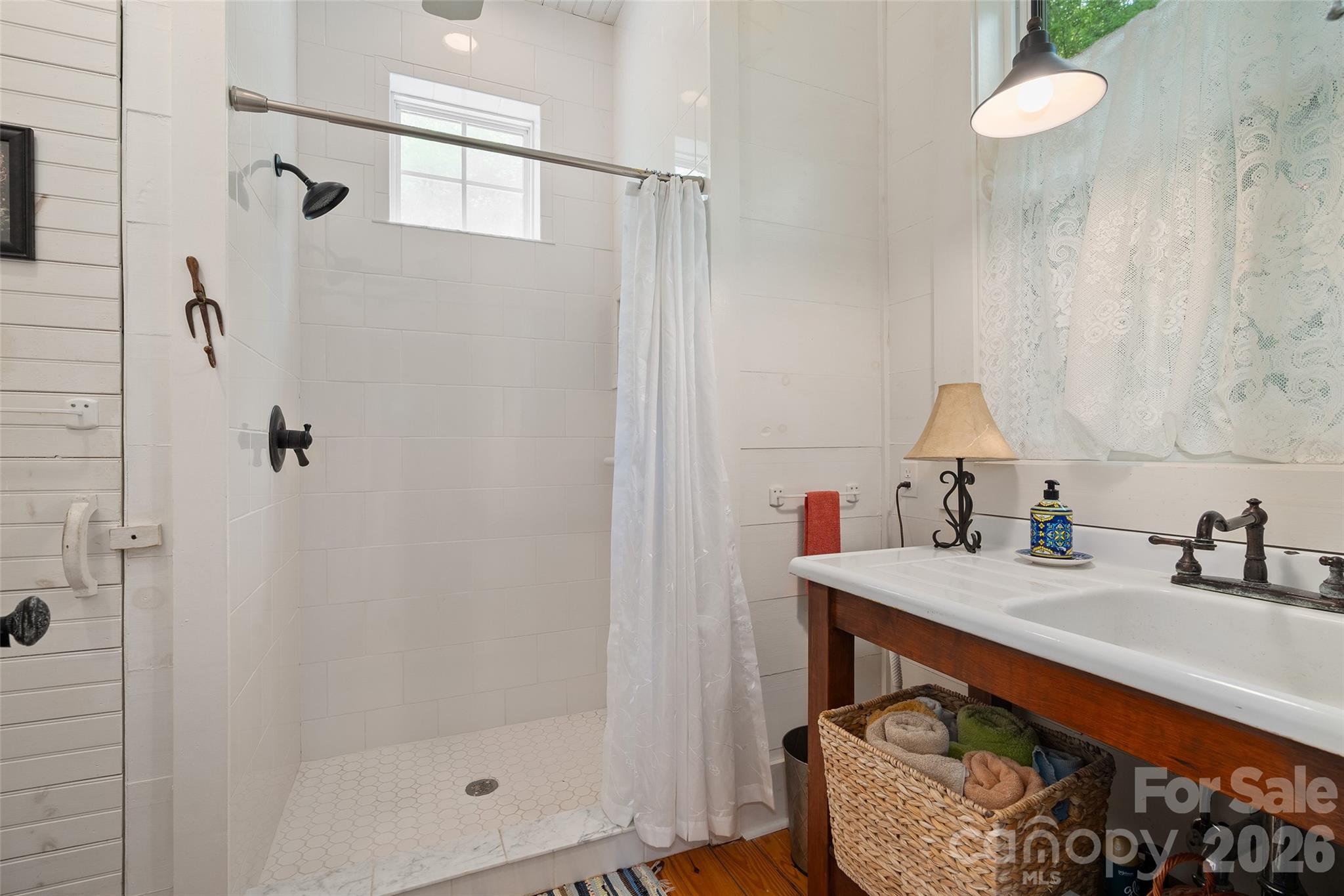 580 Split Pine Cove Clyde, NC 28721 - Photo 14 of 30