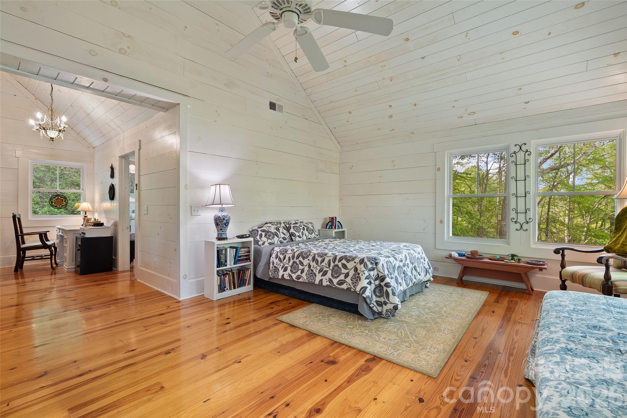 580 Split Pine Cove Clyde, NC 28721 - Photo 19 of 30