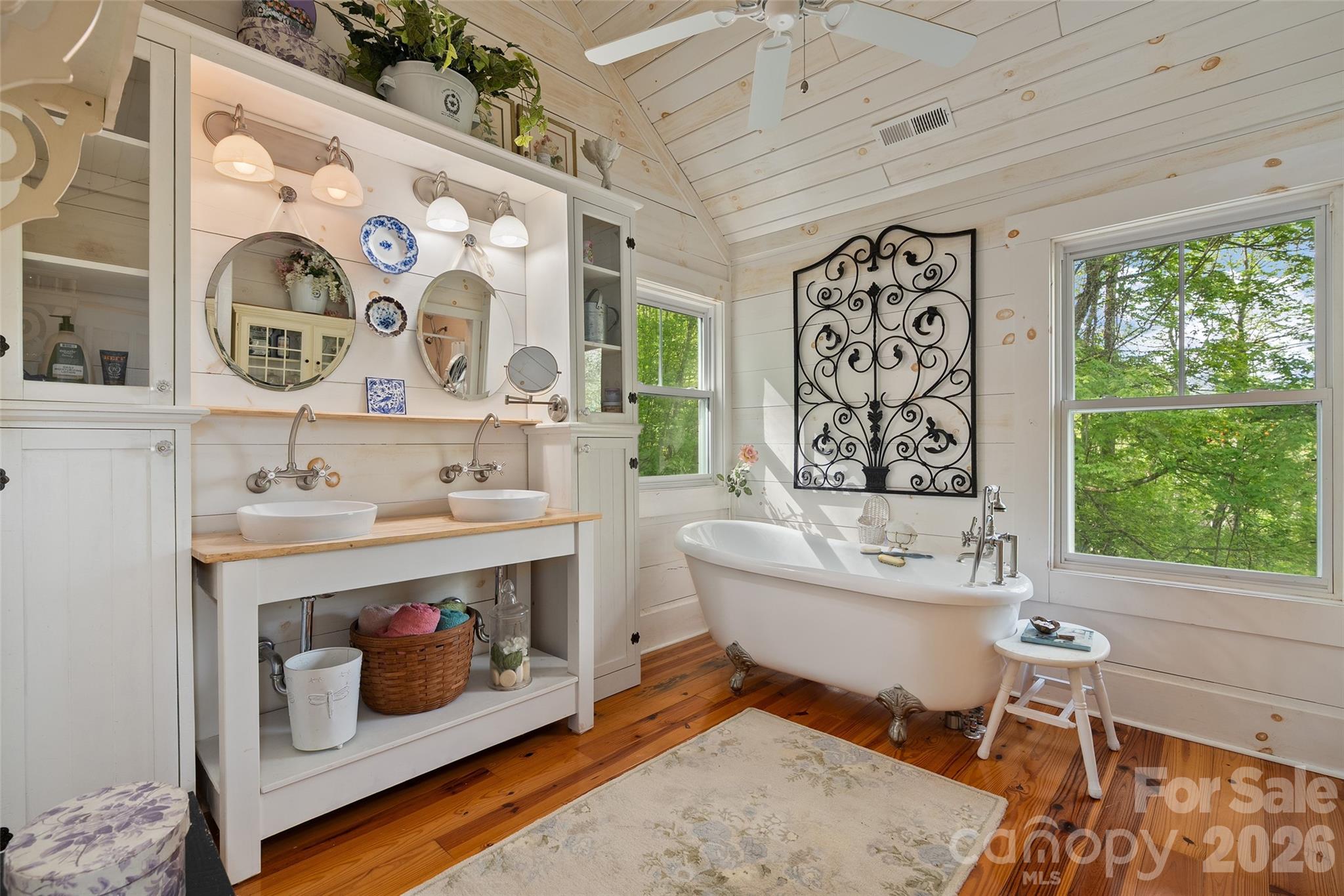 580 Split Pine Cove Clyde, NC 28721 - Photo 20 of 30
