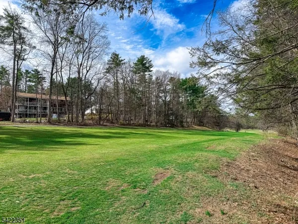 $199,000 | 359 Lake Shore South, Montague, NJ 07827