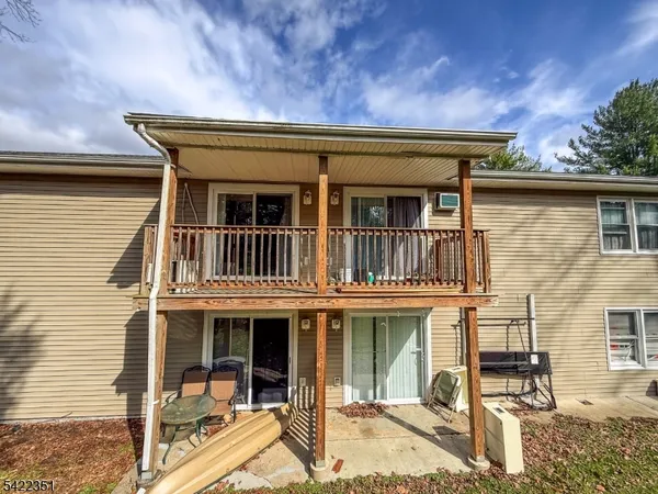 $199,000 | 359 Lake Shore South, Montague, NJ 07827