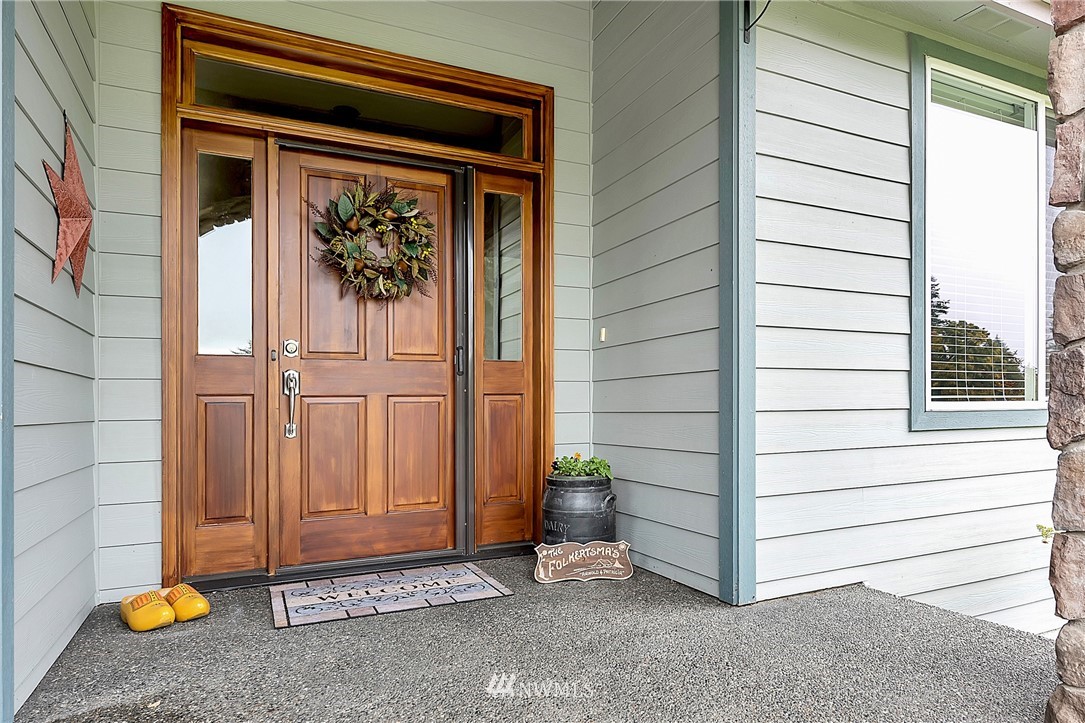 1389 Kamm Road Lynden, WA 98264 - Photo 3 of 25 Gallery Image 3