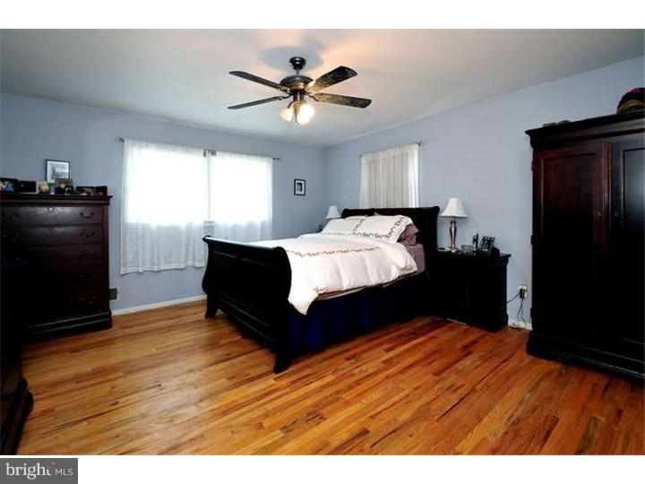 4267 Nottingham Way Hamilton, NJ 08690 - Photo 8 of 15 Bedroom - Main