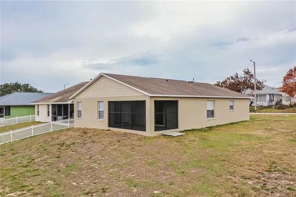 $1,650 | 812 Marcia Loop, Winter Haven, FL 33884
