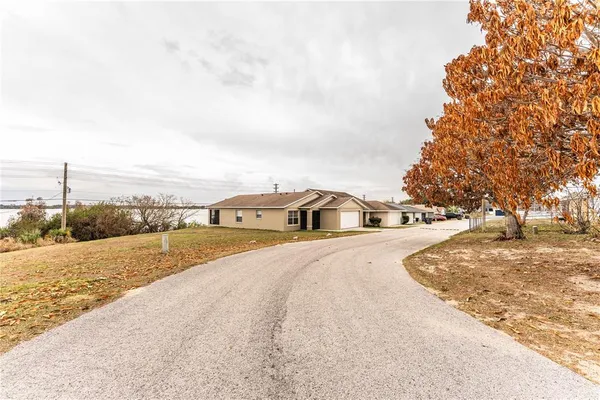 $1,650 | 812 Marcia Loop, Winter Haven, FL 33884