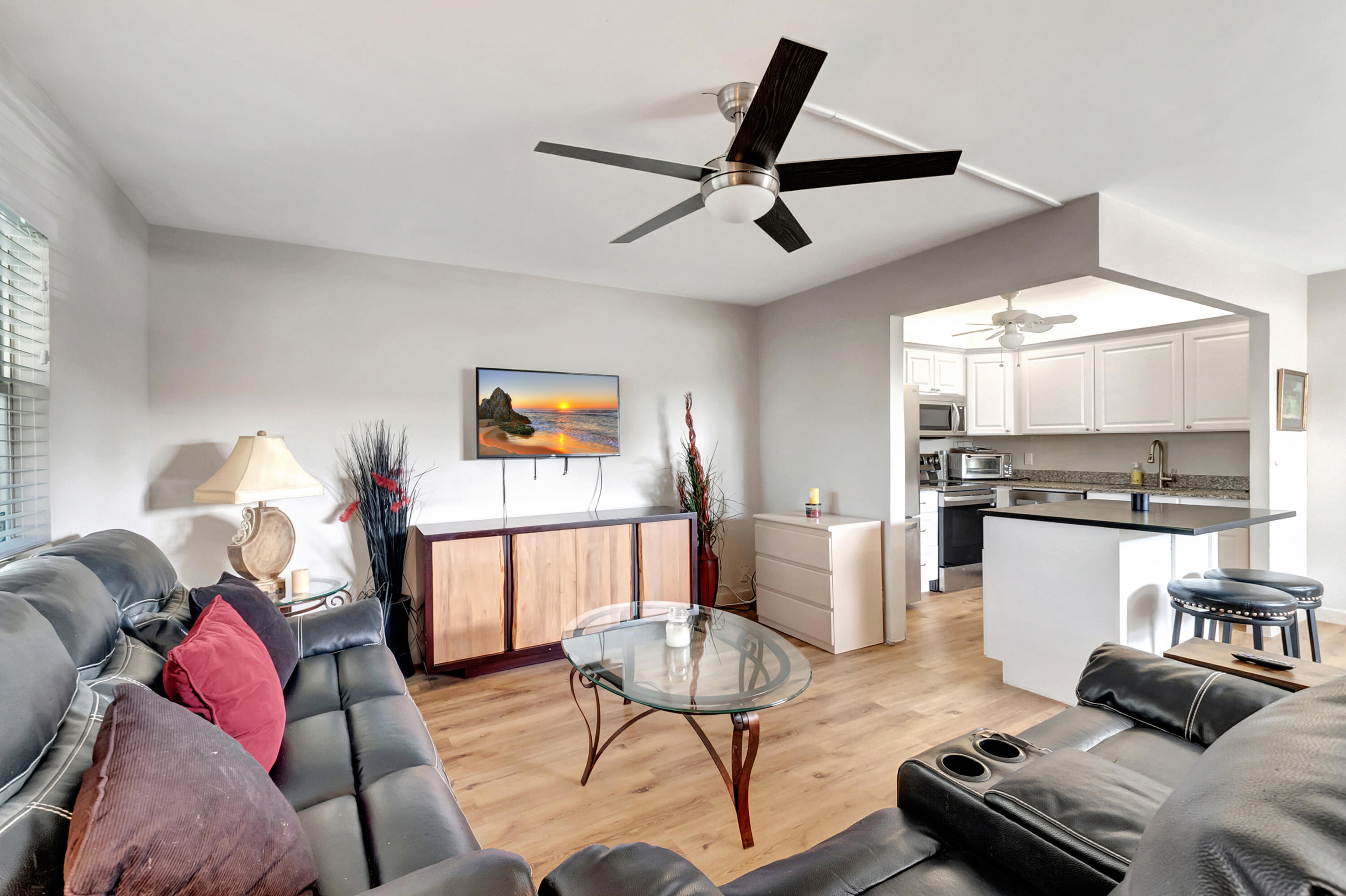 195 Monaco Way, Unit 195 Delray Beach, FL 33446 - Photo 6 of 64 DSC_2670