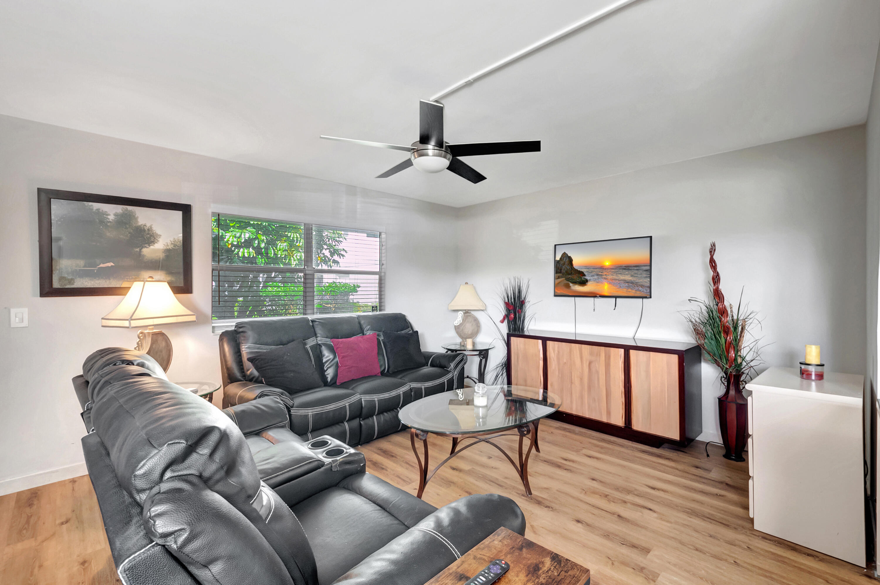 195 Monaco Way, Unit 195 Delray Beach, FL 33446 - Photo 7 of 64 DSC_2675