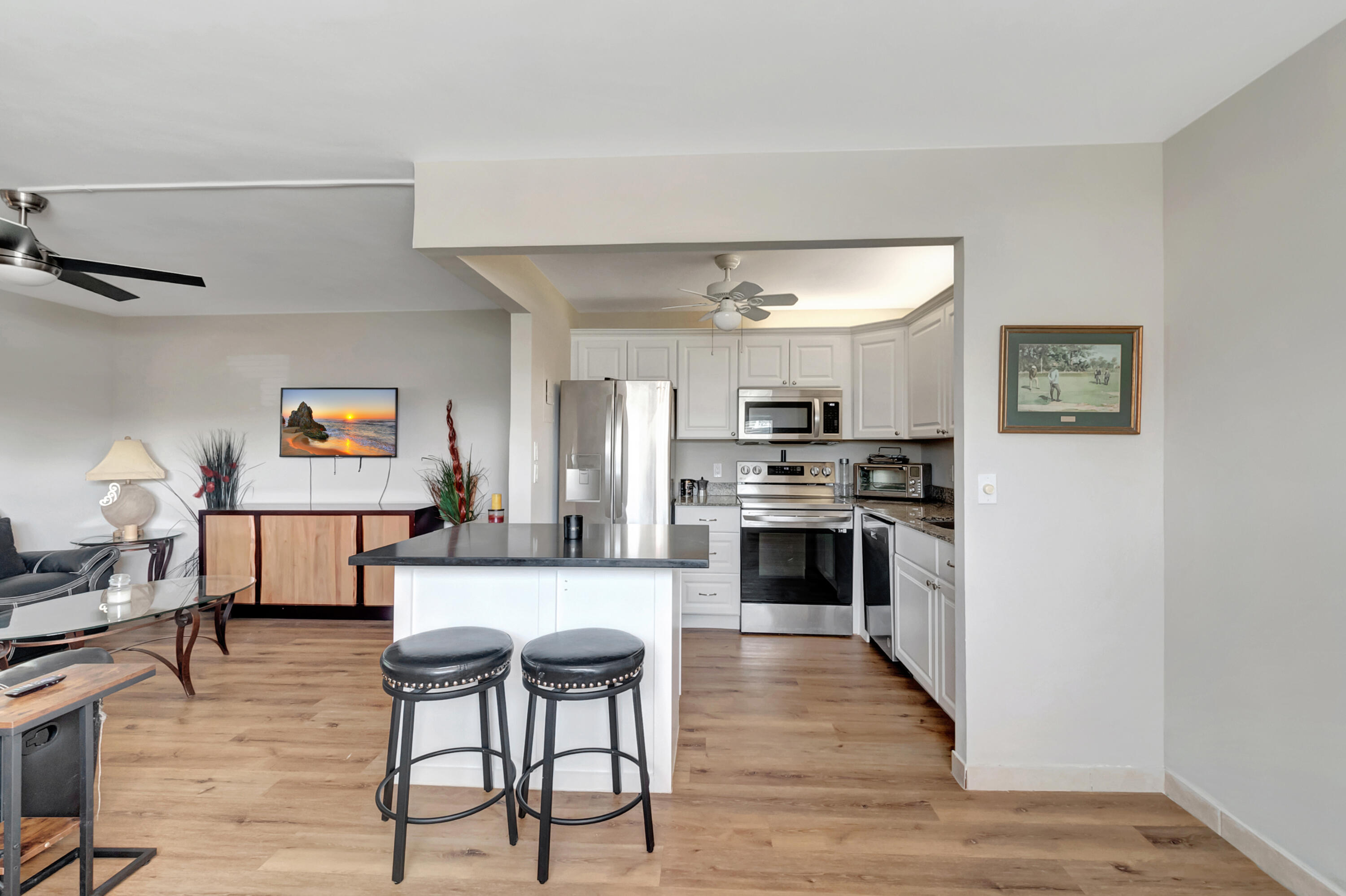 195 Monaco Way, Unit 195 Delray Beach, FL 33446 - Photo 9 of 64 DSC_2685