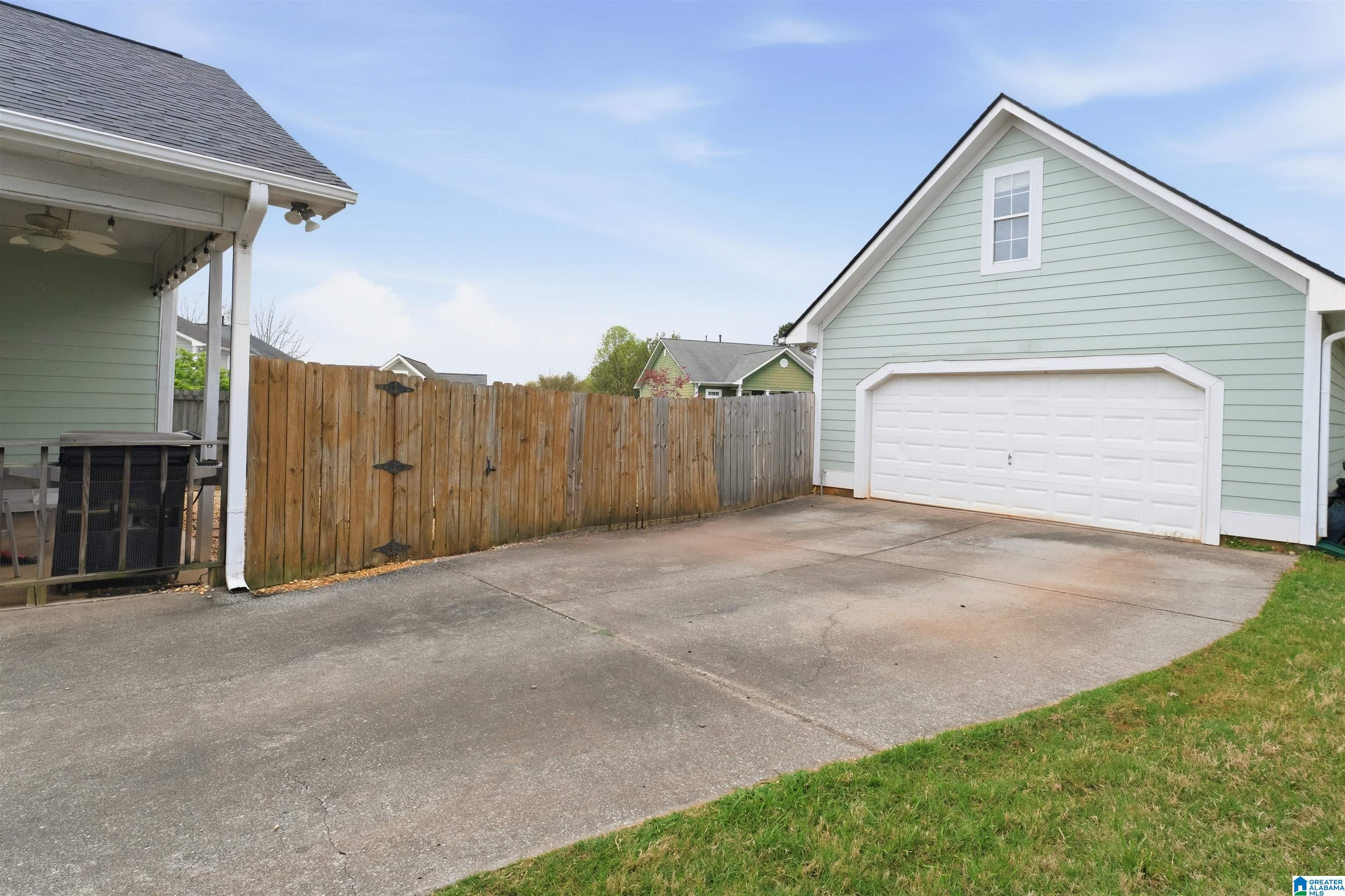 4631 Clubview Drive Bessemer, AL 35022 - Photo 31 of 38