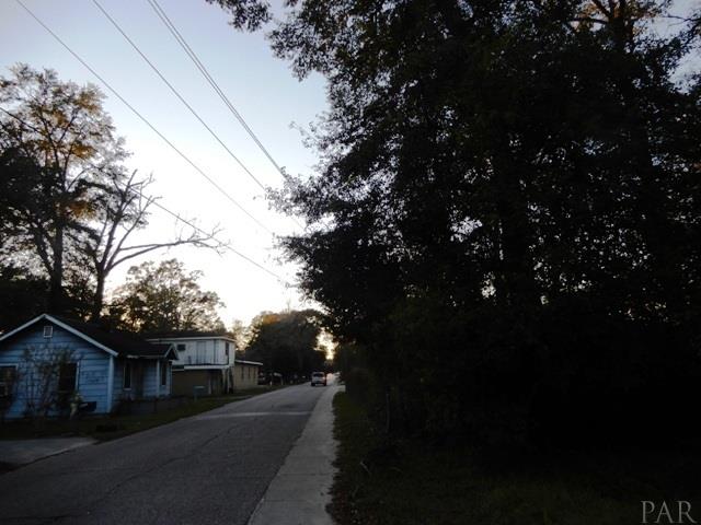 159 Liberty Street Atmore, AL 36502 - Photo 4 of 8