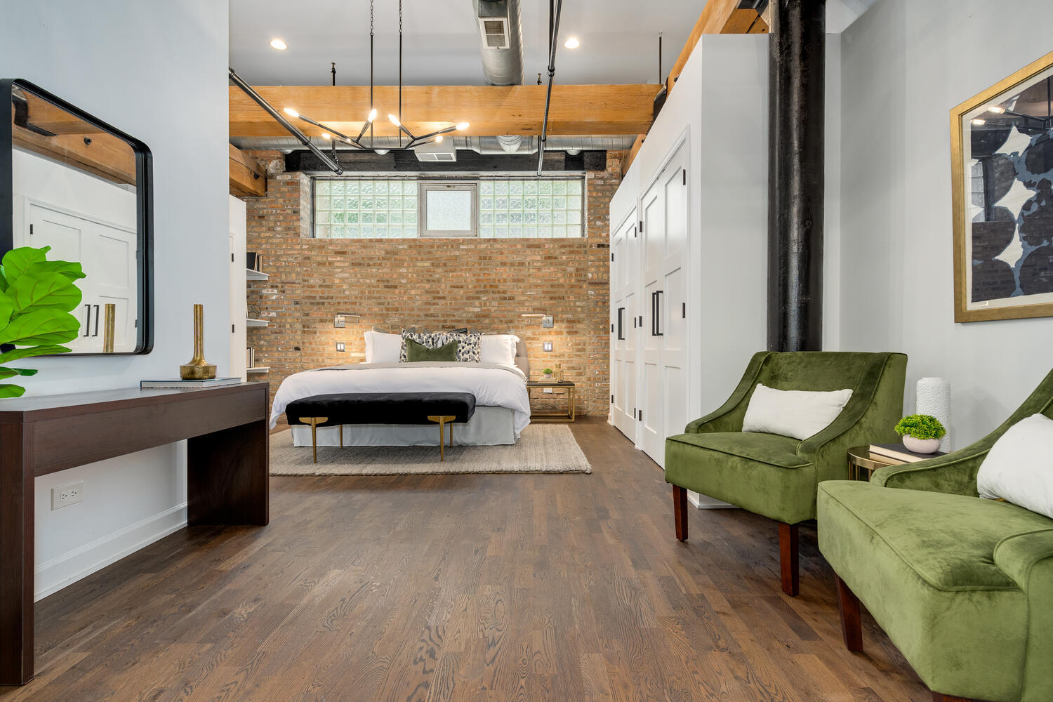 1000 West Washington Boulevard, Unit 148 Chicago, IL 60607 - Photo 21 of 29 a living room with furniture and a fireplace