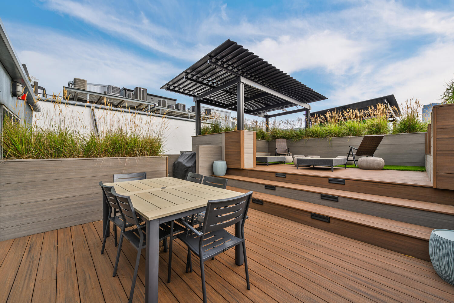 1000 West Washington Boulevard, Unit 148 Chicago, IL 60607 - Photo 29 of 29 a view of outdoor space yard and deck