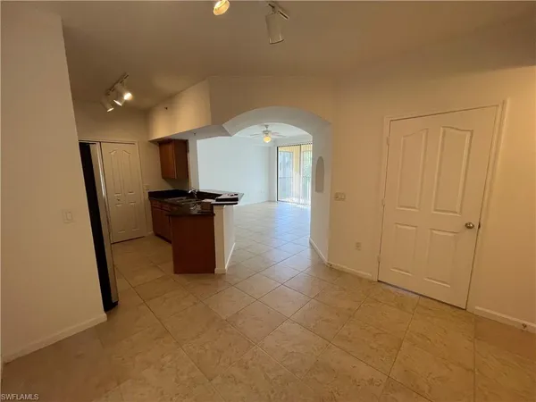 $1,950 | 12940 Positano Circle, Unit 202, Naples, FL 34105