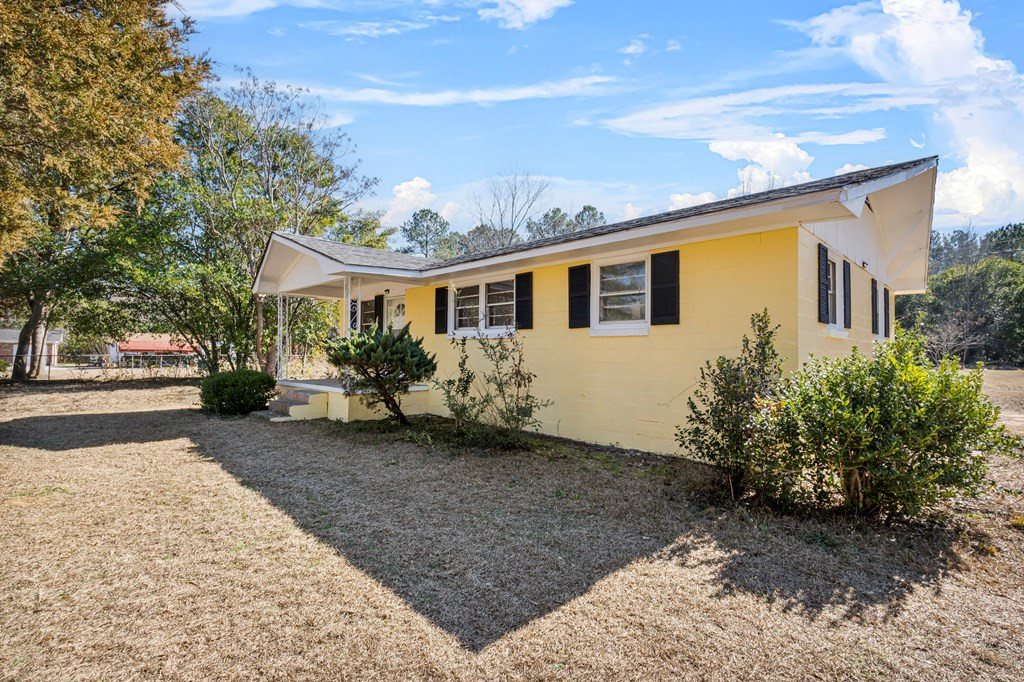 4810 Chanson Lane Sumter, SC 29154 - Photo 4 of 24 Gallery Image 4