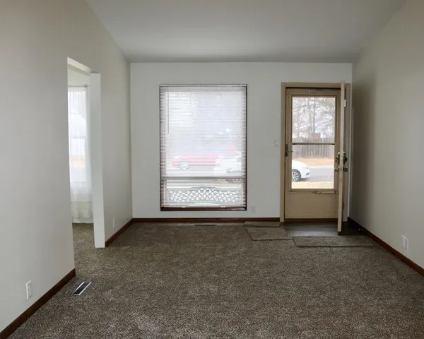 $150,000 | 1413 Eastland Drive, Hutchinson, KS 67501