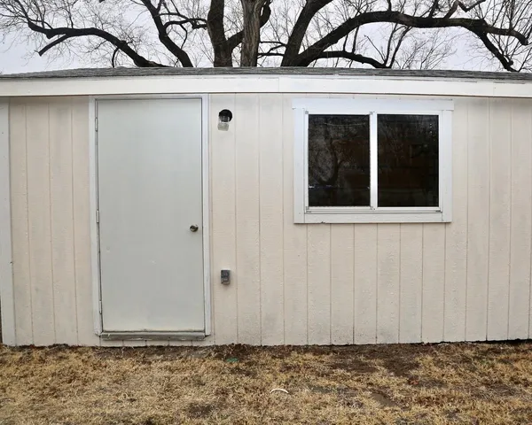 $150,000 | 1413 Eastland Drive, Hutchinson, KS 67501