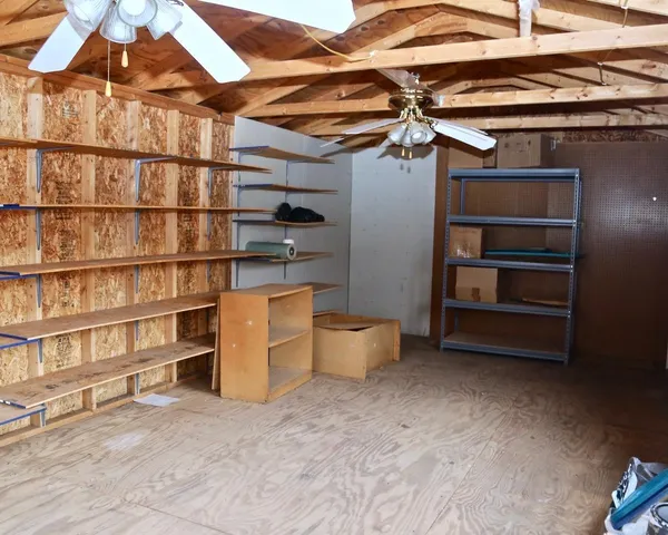 $150,000 | 1413 Eastland Drive, Hutchinson, KS 67501