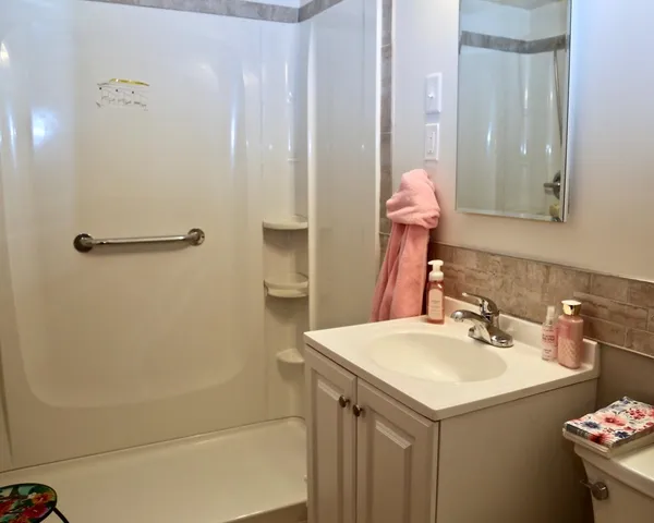 $150,000 | 1413 Eastland Drive, Hutchinson, KS 67501