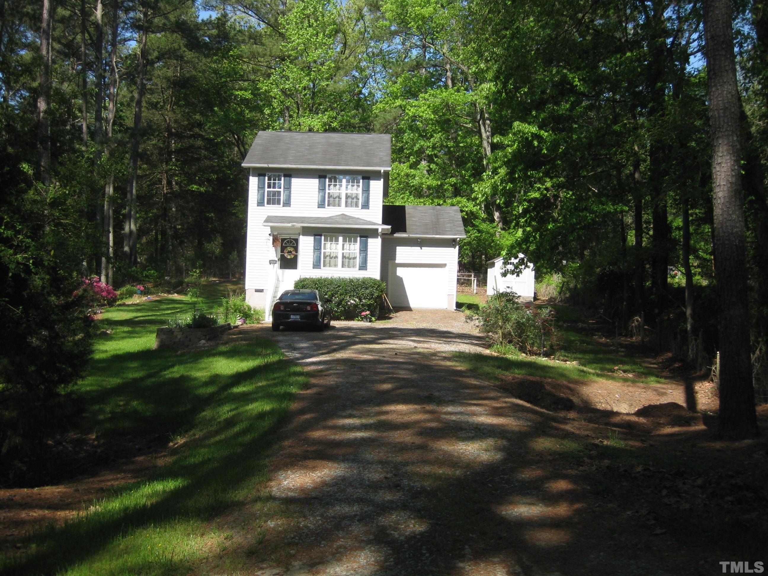 2703 Joyner Road Durham, NC 27704 - Photo 2 of 17