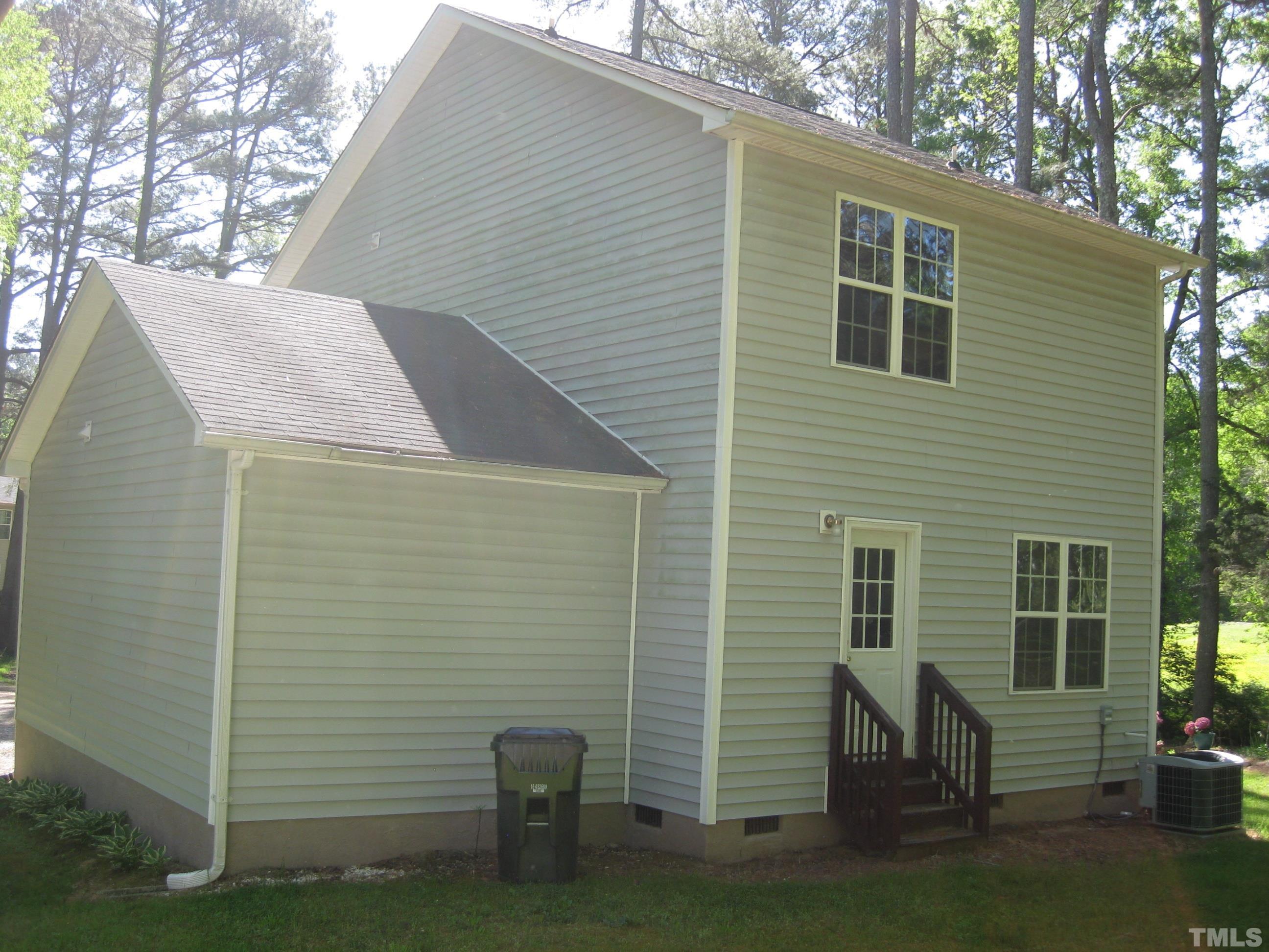 2703 Joyner Road Durham, NC 27704 - Photo 5 of 17