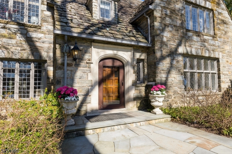 5 Beechtree Lane Essex Fells, NJ 07021 - Photo 44 of 45