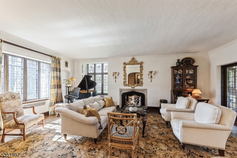 5 Beechtree Lane Essex Fells, NJ 07021 - Photo 8 of 45