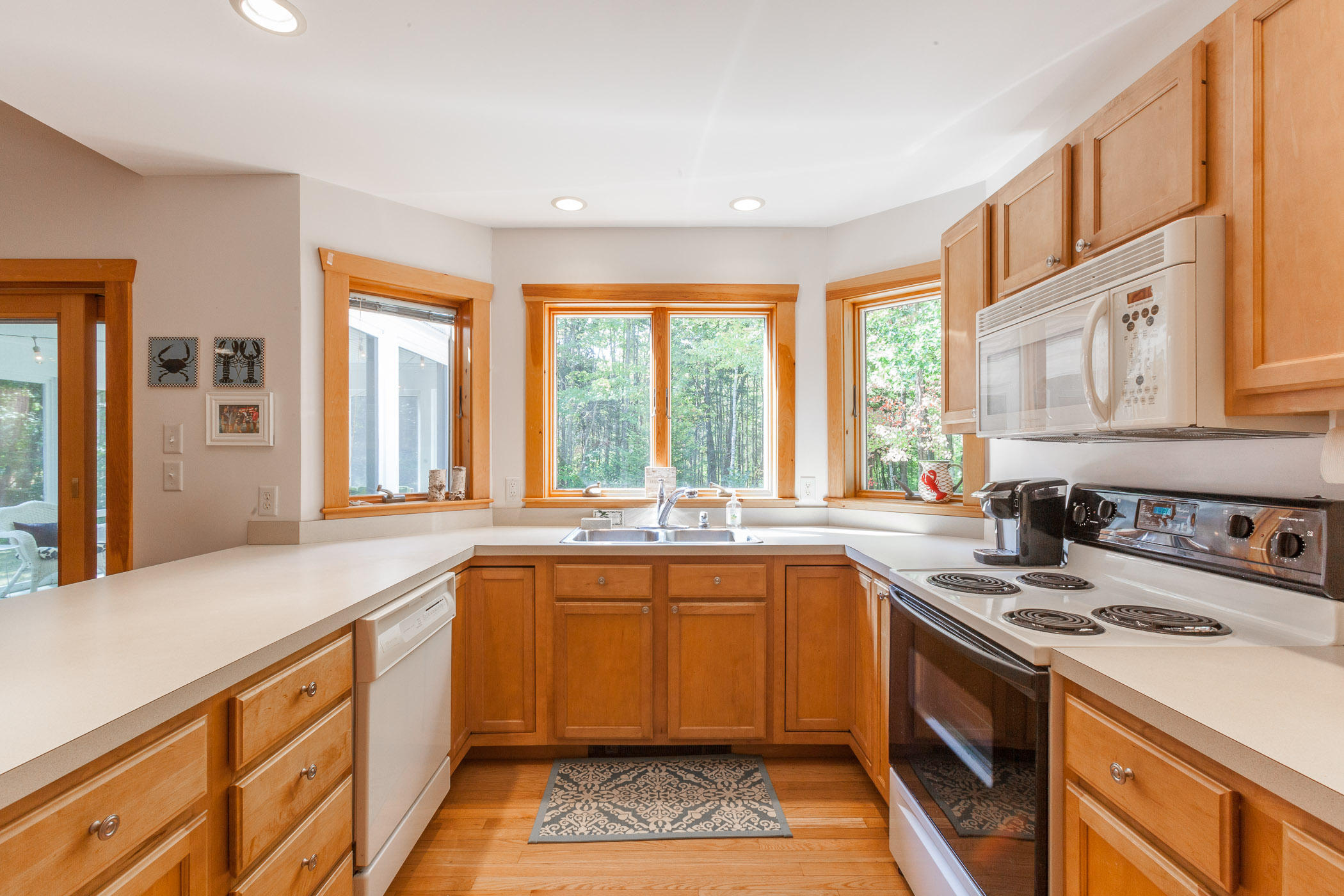 30 Beaver Pond Road Kennebunkport, ME 04046 - Photo 10 of 30 Kitchen