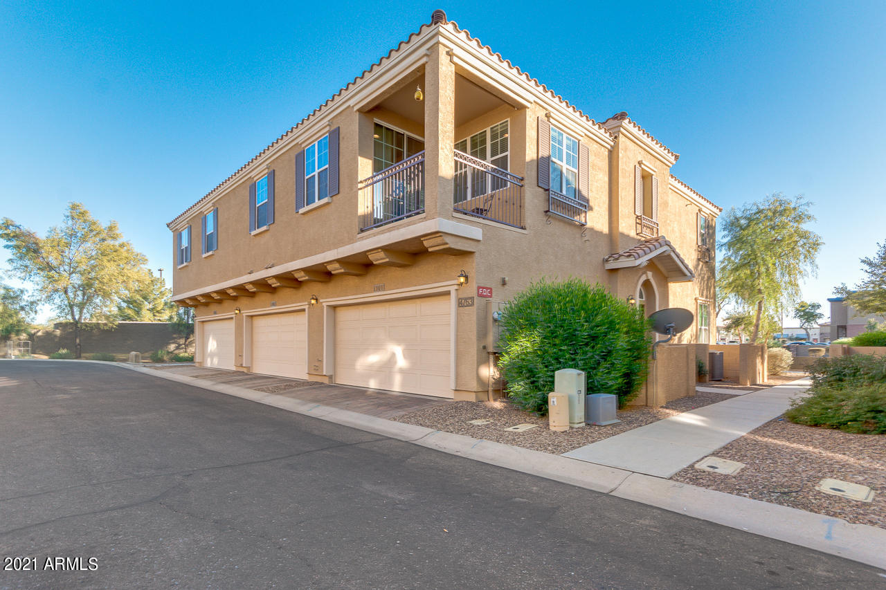 4763 East Red Oak Lane, Unit 101 Gilbert, AZ 85297 - Photo 1 of 30 01-Red Oak