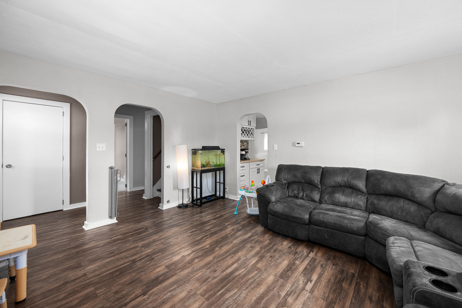 1606 Coyne Center Road Milan, IL 61264 - Photo 5 of 30